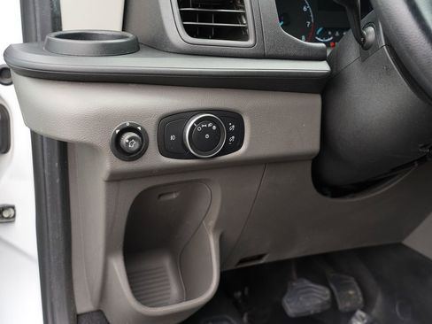 Used 2020 Ford Transit 150 XL RWD image 25