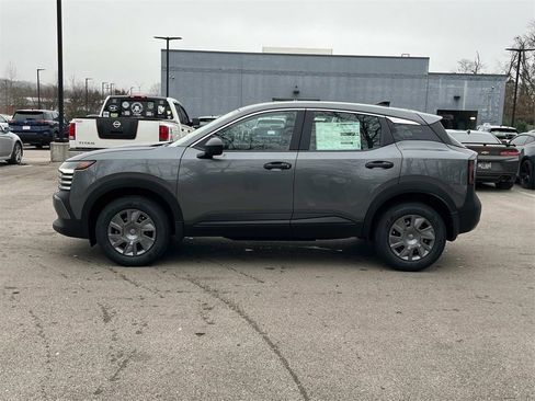 New 2026 Nissan Kicks S image 8