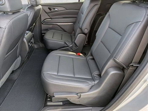 New 2026 Chevrolet Traverse LT w/ Enhanced Driving Package image 15