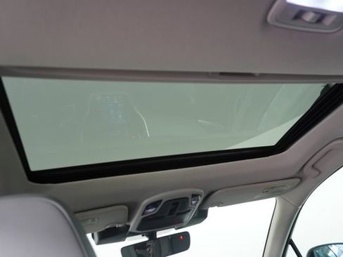 Certified 2025 Subaru Outback Limited image 35