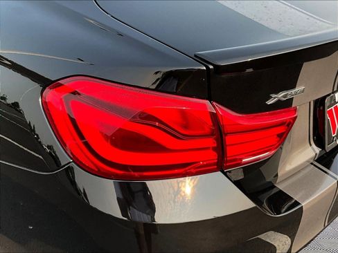 Used 2018 BMW 430i xDrive Coupe AWD/4WD image 23