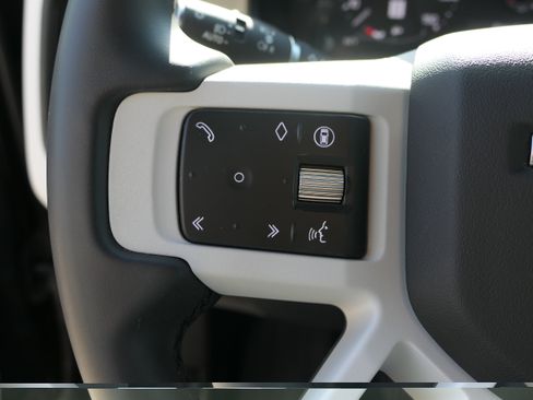Used 2025 Land Rover Defender 110 S AWD/4WD image 14