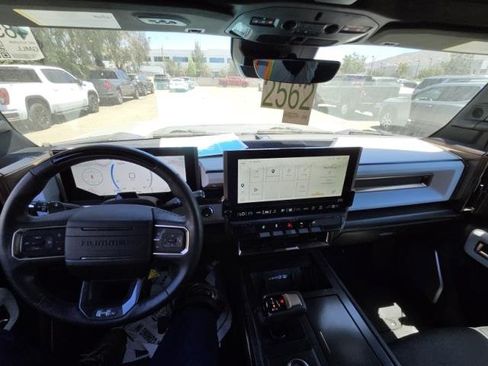 Used 2025 GMC Hummer EV 2X AWD/4WD image 5