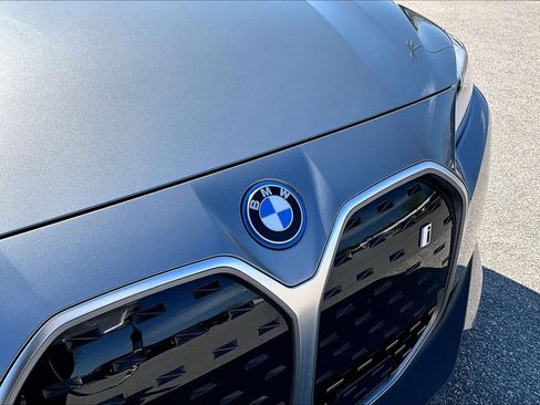 Certified 2023 BMW i4 eDrive35 image 31