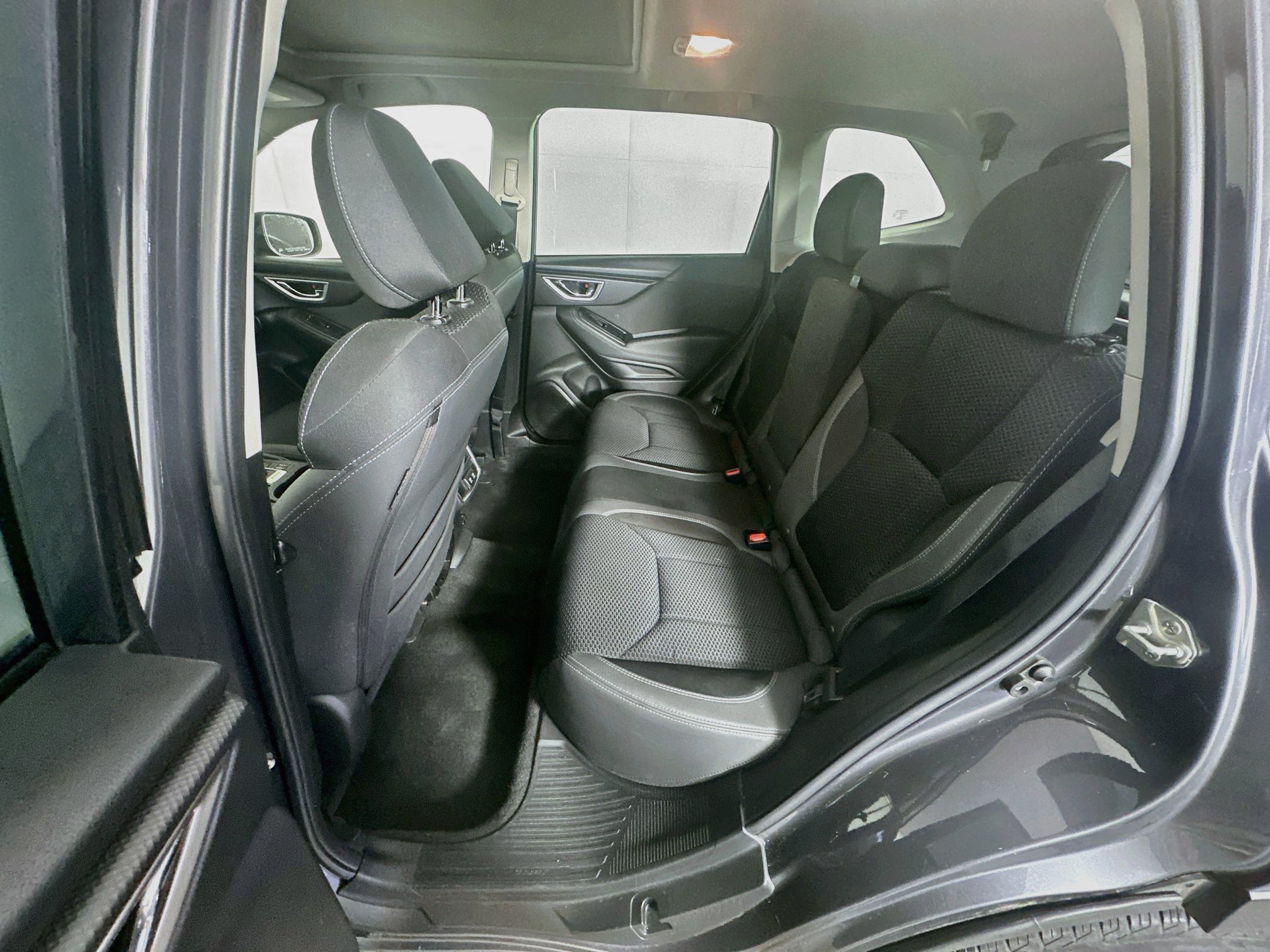 Used 2021 Subaru Forester Premium AWD/4WD image 27