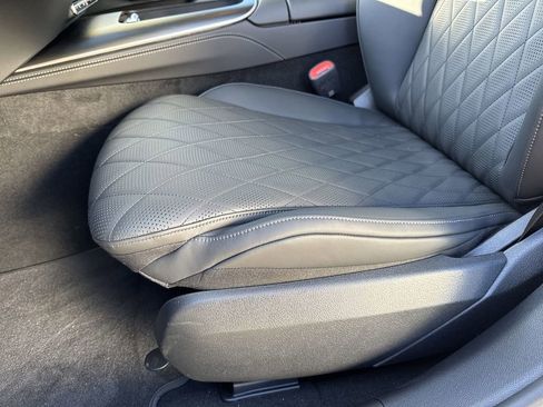 New 2024 Mercedes-Benz E 350 4MATIC Sedan image 17