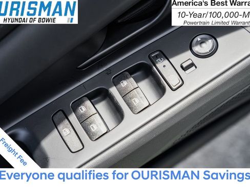 New 2025 Hyundai Elantra SEL image 33