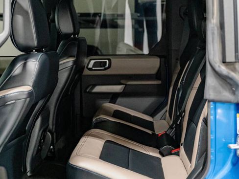 Used 2022 Ford Bronco Wildtrak AWD/4WD image 19