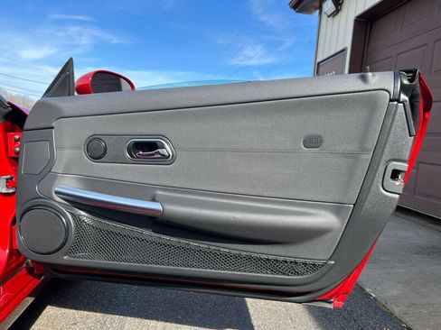 Used 2007 Chrysler Crossfire Convertible w/ Special Edition Group RWD image 26