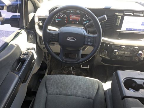 Used 2023 Ford F250 XLT image 16