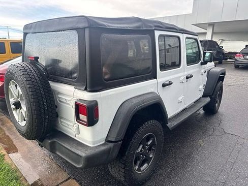 Used 2018 Jeep Wrangler Unlimited Sport S AWD/4WD image 4