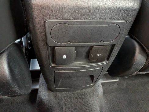 Used 2022 Ford Explorer XLT w/ Equipment Group 202A AWD/4WD image 20