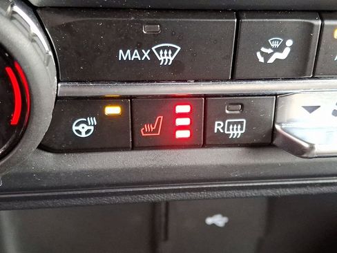 Certified 2024 Ford Bronco Wildtrak image 23