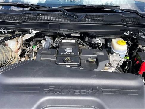 Used 2024 RAM 2500 Big Horn AWD/4WD image 9