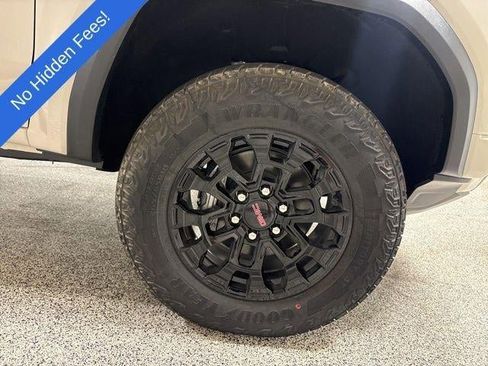 New 2026 GMC Canyon Elevation w/ Convenience Package image 14