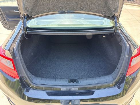 Used 2014 Honda Accord EX-L image 31