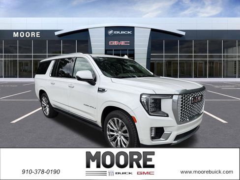 Used 2023 GMC Yukon XL Denali w/ Denali Reserve Package AWD/4WD image 1