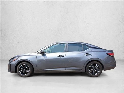 Used 2024 Nissan Sentra SV FWD image 8