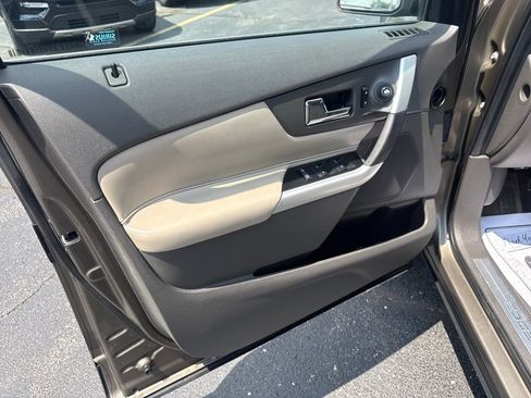 Used 2013 Ford Edge Limited AWD/4WD image 25