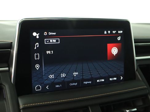 Used 2023 GMC Yukon XL AT4 w/ Technology Package AWD/4WD image 26