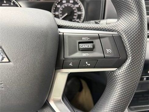 New 2026 Mitsubishi Outlander ES image 34