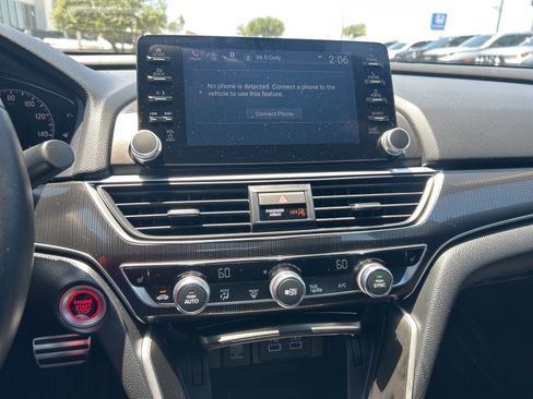 Used 2021 Honda Accord Sport image 17
