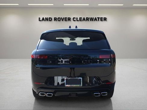 New 2025 Land Rover Range Rover Sport Dynamic SE AWD/4WD image 4