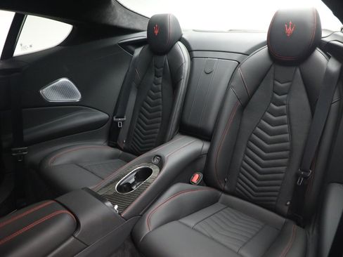 Certified 2024 Maserati GranTurismo Trofeo AWD/4WD image 16