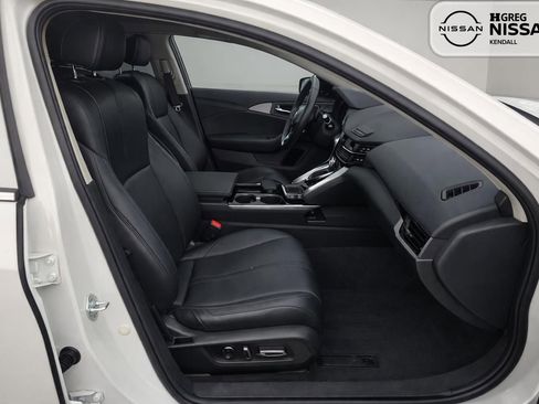 Used 2022 Acura TLX FWD image 11