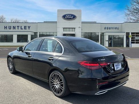 Used 2025 Mercedes-Benz C 300 4MATIC Sedan image 6