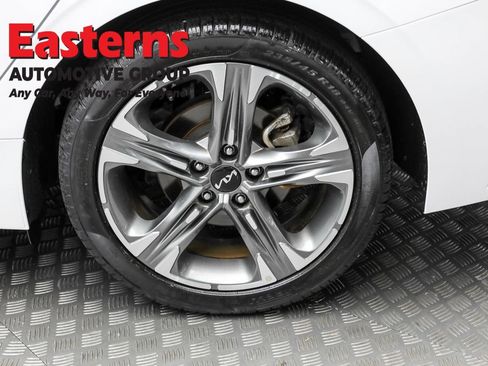 Used 2022 Kia K5 EX w/ EX Premium Package image 14