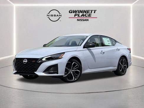 New 2026 Nissan Altima 2.5 SR FWD image 1
