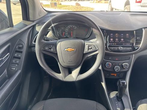 Used 2021 Chevrolet Trax LS w/ Tint and Cruise Package image 14