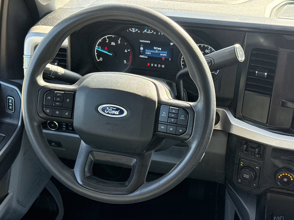 Used 2025 Ford F250 XLT w/ FX4 Off-Road Package AWD/4WD image 13
