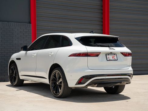 Used 2025 Jaguar F-PACE R-Dynamic S AWD/4WD image 10