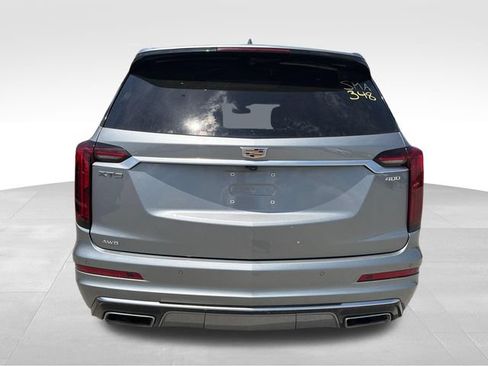 Used 2024 Cadillac XT6 Premium Luxury AWD/4WD image 11