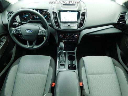 Used 2018 Ford Escape SE image 7