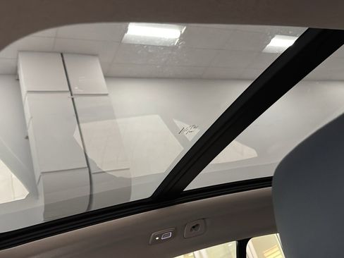 Used 2026 Volvo XC40 B5 Ultra w/ Protection Package Premier image 25