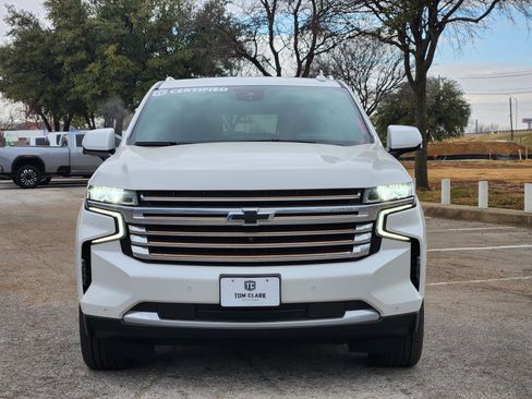 Used 2023 Chevrolet Suburban High Country image 2