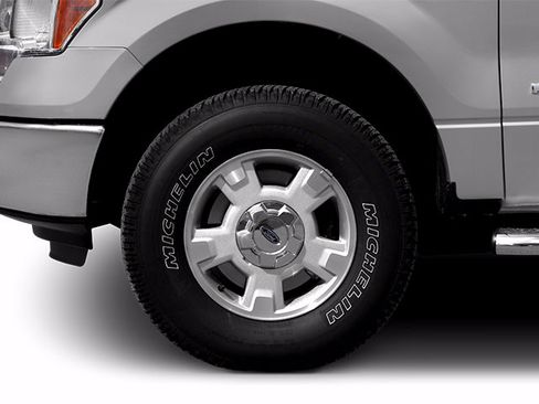 Used 2014 Ford F150 FX4 w/ Equipment Group 402A Luxury AWD/4WD image 10