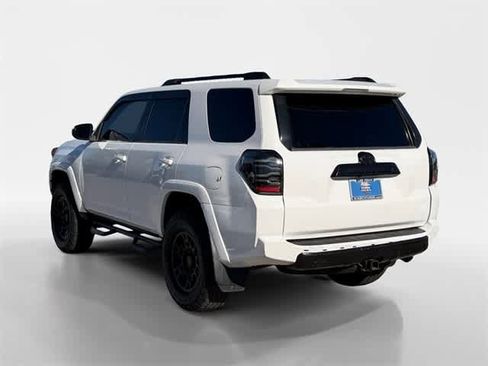 Used 2014 Toyota 4Runner image 9
