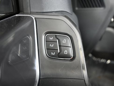 Used 2024 Ford F150 Lariat AWD/4WD image 20