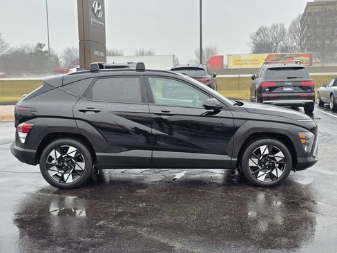 Used 2025 Hyundai Kona SEL image 6