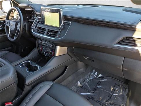 Used 2024 Chevrolet Tahoe LT w/ LT Signature Plus Package image 25