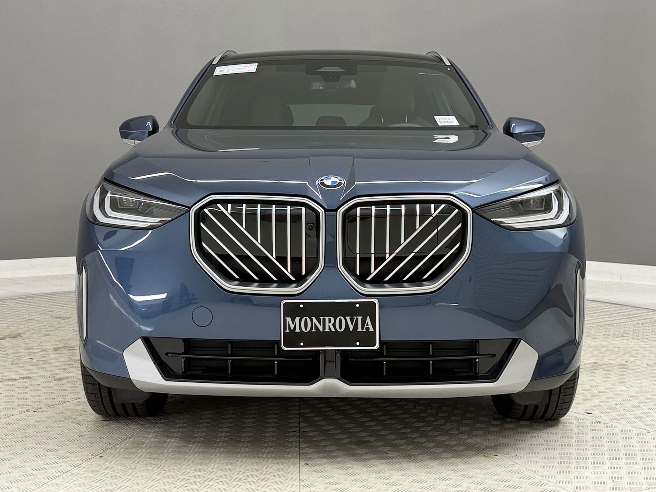 Used 2026 BMW X3 xDrive30i w/ Premium Package AWD/4WD image 6