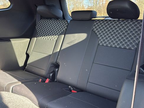 Certified 2024 GMC Acadia Denali w/ Super Cruise Package image 29