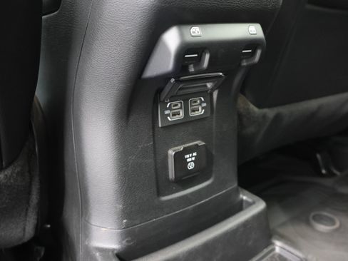Used 2022 Jeep Wrangler Unlimited Sahara AWD/4WD image 34