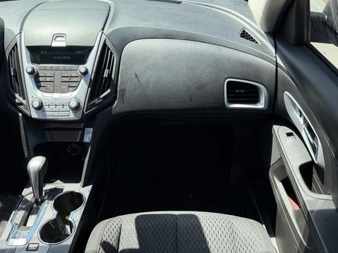 Used 2015 Chevrolet Equinox LS FWD image 17
