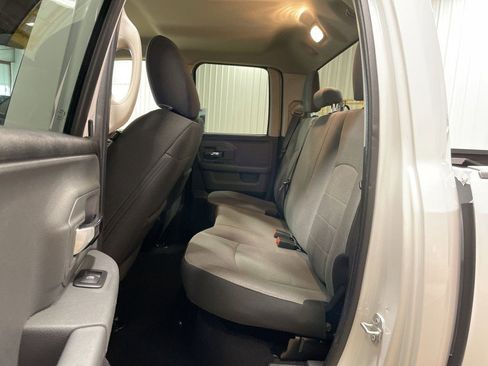 Used 2024 RAM 1500 Classic SLT image 21