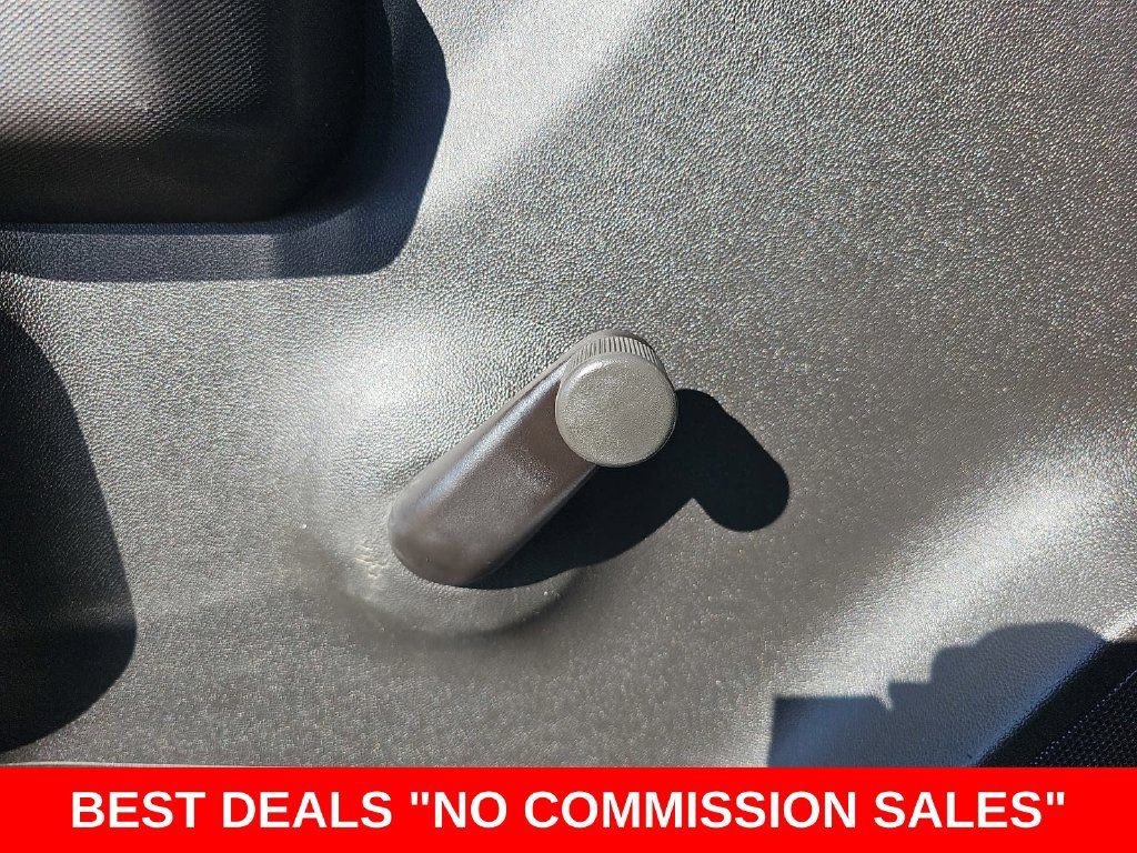 Used 2020 Chevrolet Silverado 1500 W/T RWD image 27